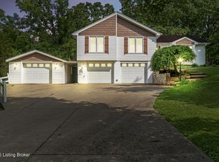137 Saint Andrews Rd, Brandenburg, KY 40108