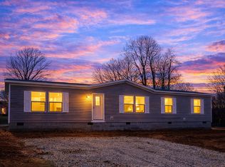 122 4th St, Berry, KY 41003