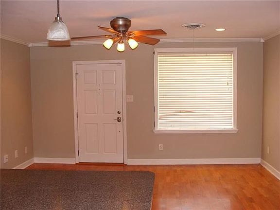 3rd image of 3217 41st St