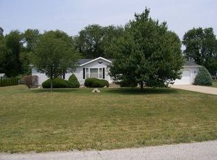 1479 E Colonial Dr, La Porte, IN 46350