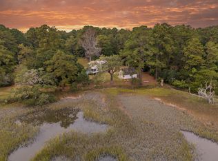 8057 Point Of Pines Rd, Edisto Island, SC 29438