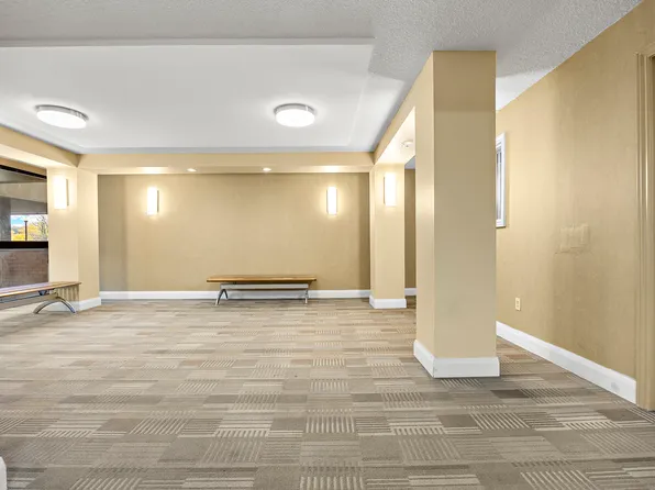 440 McMurchy Avenue South