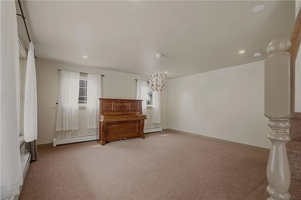 2 bed, 2.5 bath, 1616 sqft, $3,400 — Photo 2