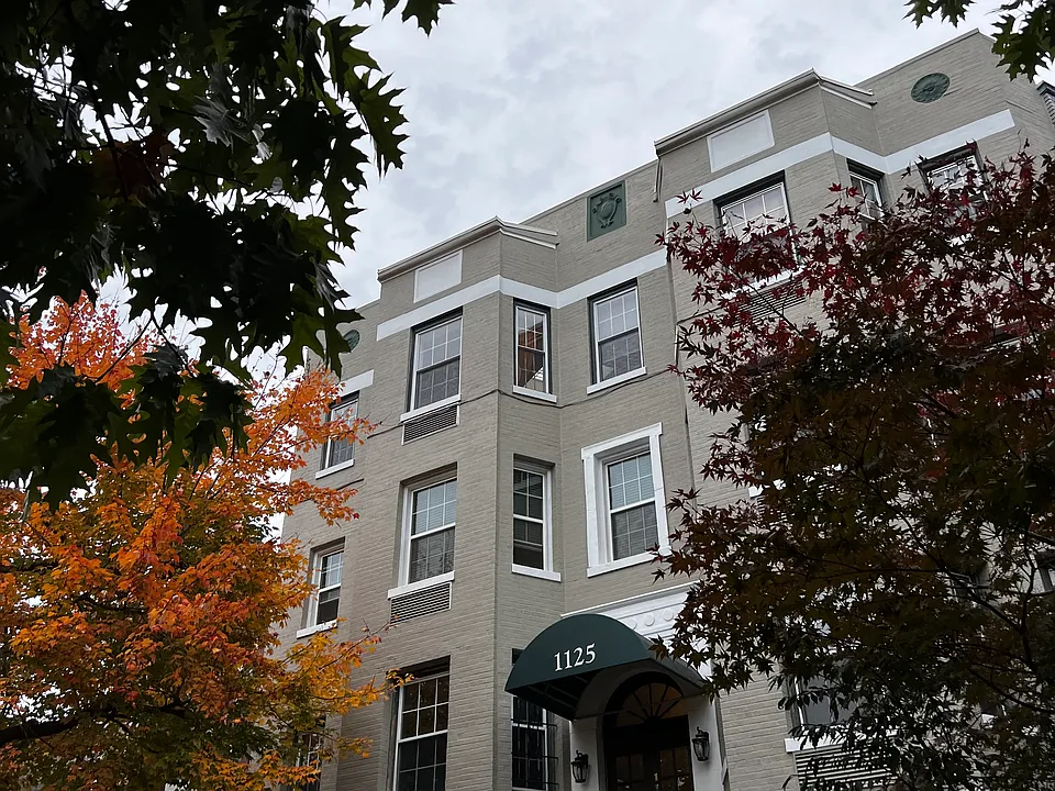 1125 Maryland Ave NE #15