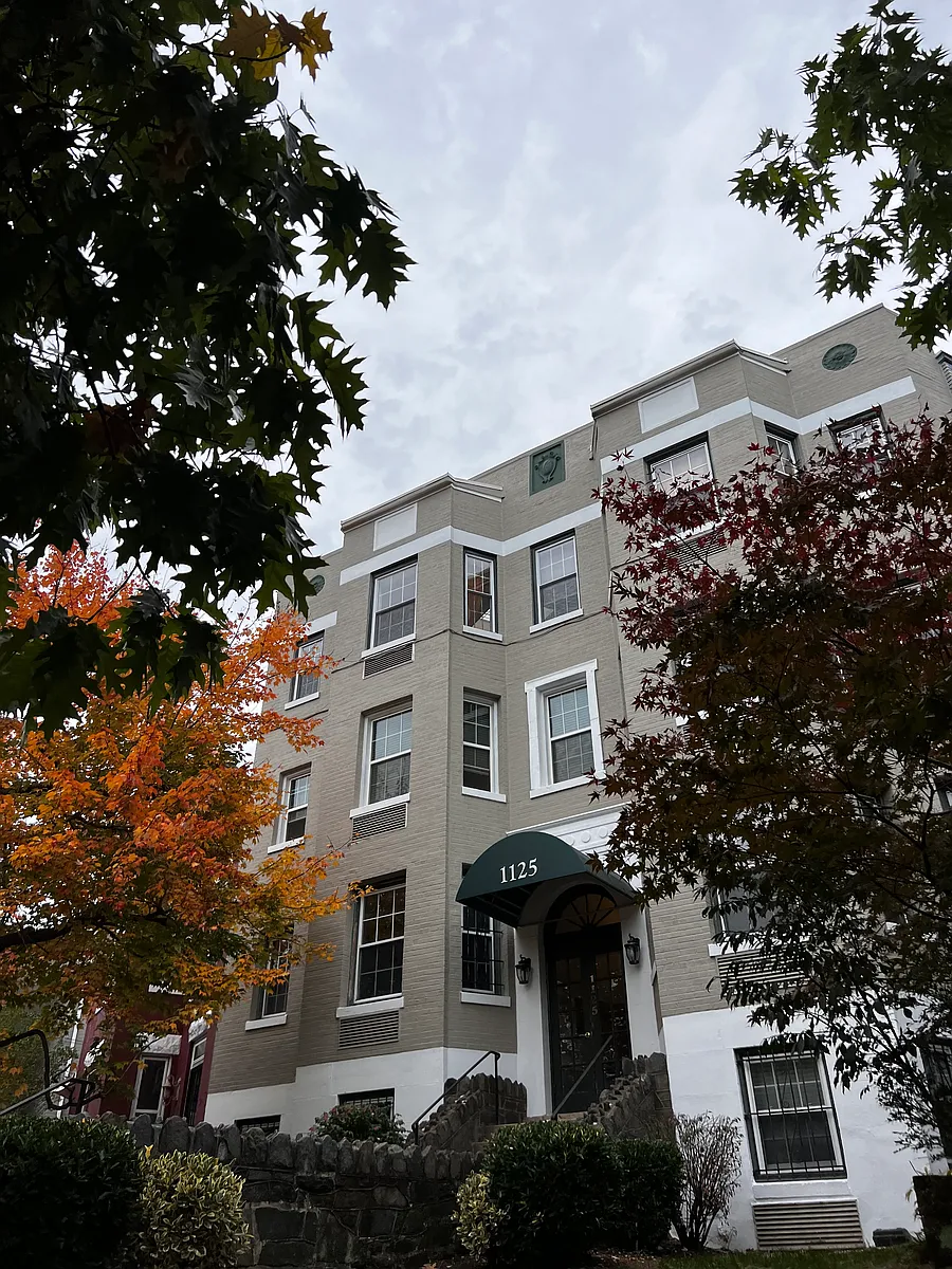 Building Photo - 1125 Maryland Ave NE #15
