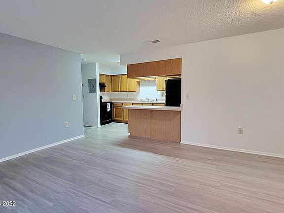 2nd image of 1357 Westover St #101