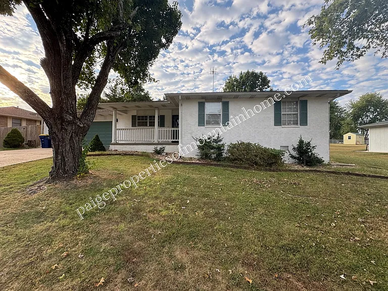 106 Parkview Cir — Photo 26