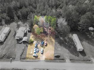 7 Lily St, Hurtsboro, AL 36860