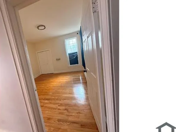 281 Barnum Ave APT B, Bridgeport, CT 06608