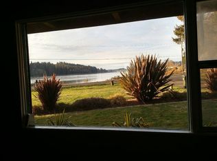 4349 Yaquina Bay Rd, Newport, OR 97365