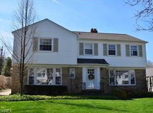 22212 Byron Rd, Shaker Heights, OH 44122