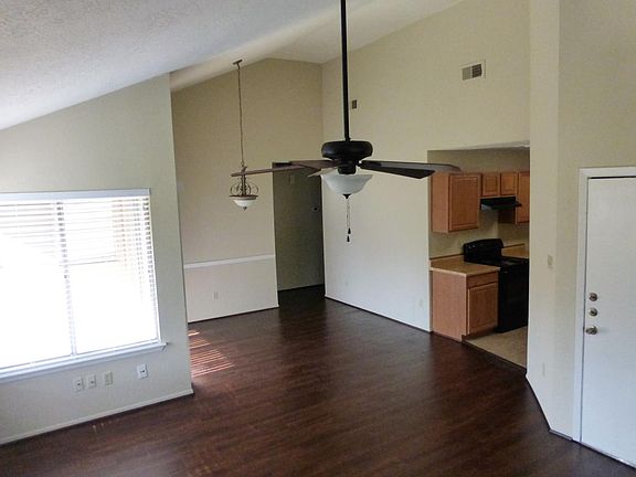 2nd image of 10403 Bushy Creek Dr
