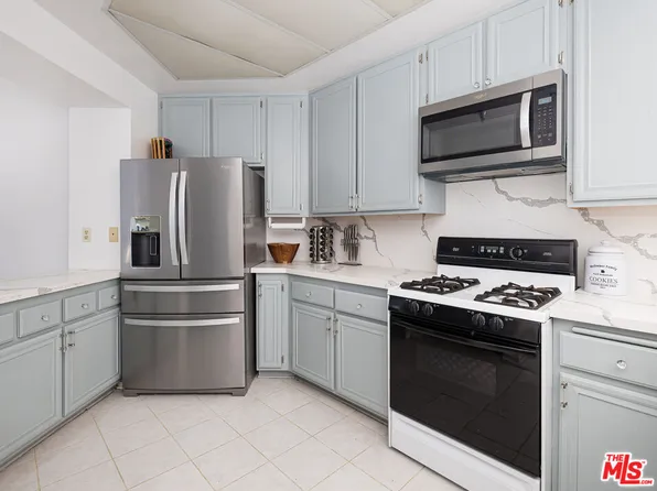 1450 Brett Pl Unit 305, San Pedro, CA 90732