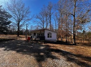 216 Homestead Ave, Radcliff, KY 40160