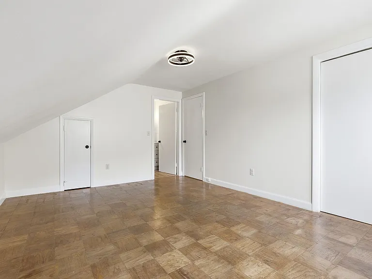 280 Washington St #2 — Photo 12