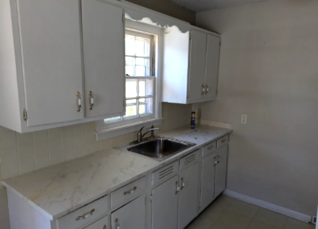 2 bed, 1.5 bath, 1089 sqft, $1,400 — Photo 4