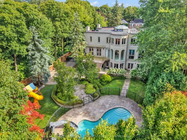 113 Coldstream Ave, Toronto, ON M5N 1X7