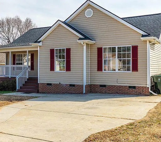 3 bed, 1224 sqft, $3,500 — Photo 4