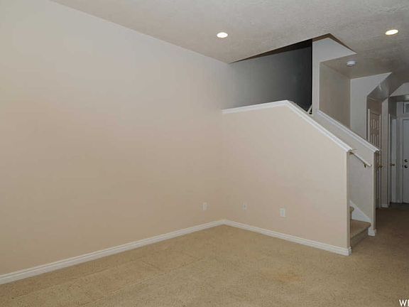 4th image of 3137 S Alsace Way