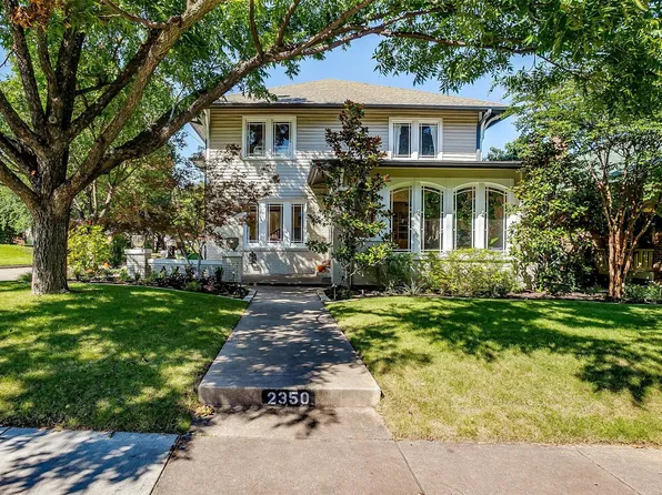 2350 Mistletoe Blvd, Fort Worth, TX 76110