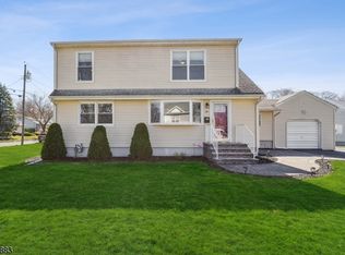 60 Donna Dr, Clifton, NJ 07013