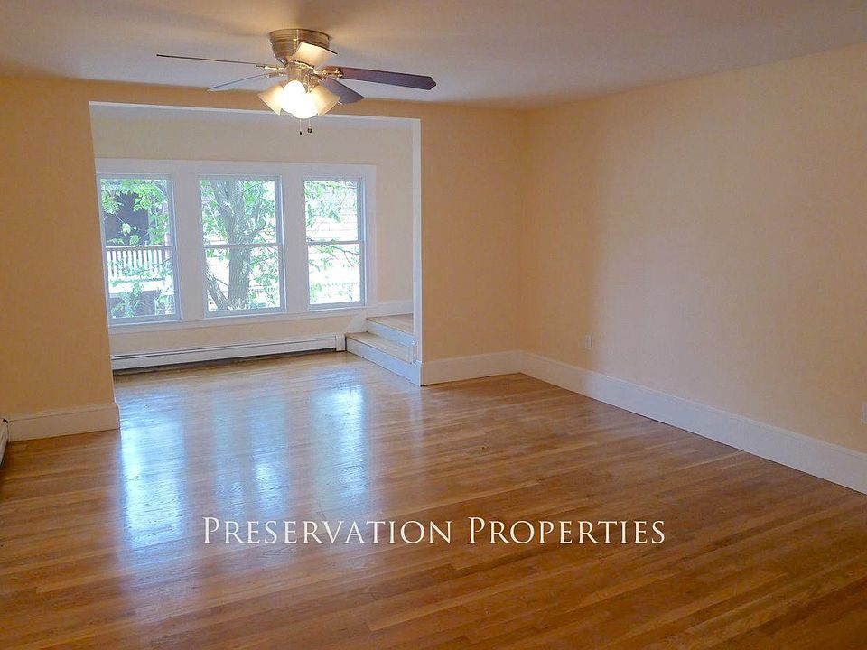 1st image of 391 Newtonville Ave #3