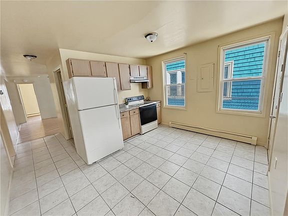 5th image of 140 Cleveland St