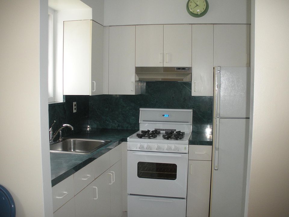 2nd image of 20312 35th Ave #2