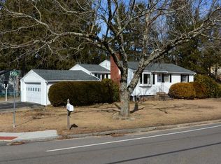 635 S Main St, Sharon, MA 02067