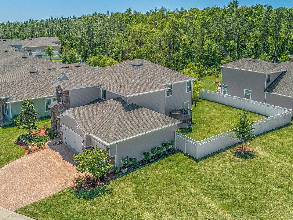 1st image of 425 Grant Logan Dr