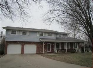 2946 S Josselin Pl, Springfield, MO 65804