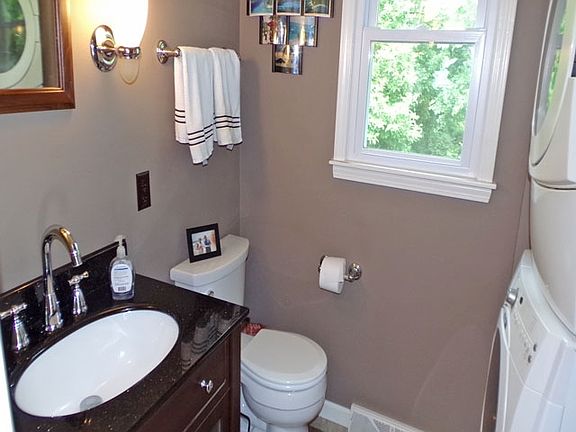 4th image of 1618 Canbro Dr
