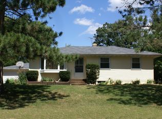 301 Sherrie Ln, Woodbury, MN 55125