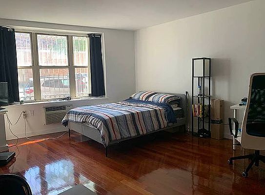 1st image of 21-24 Newtown Ave #1