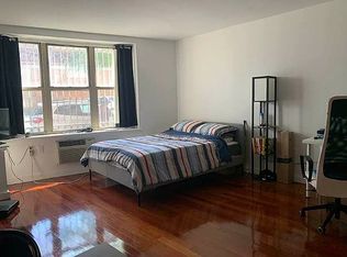 21-24 Newtown Ave #1, Astoria, NY 11102