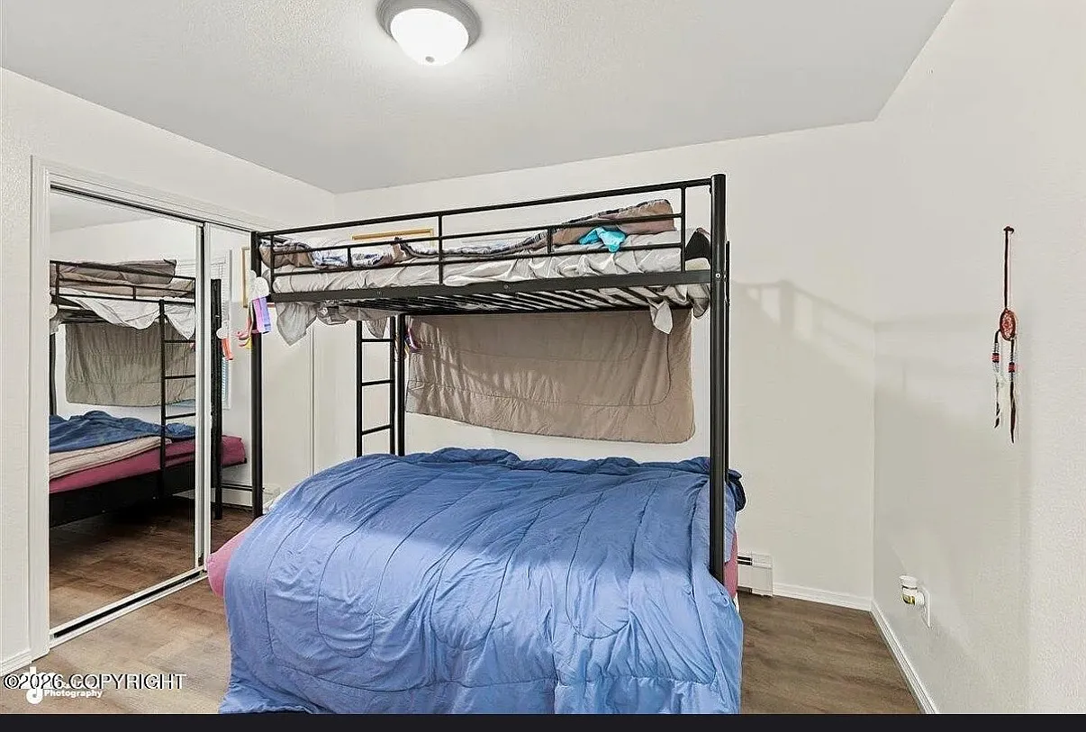 2 bed, 800 sqft, $1,950 — Photo 3