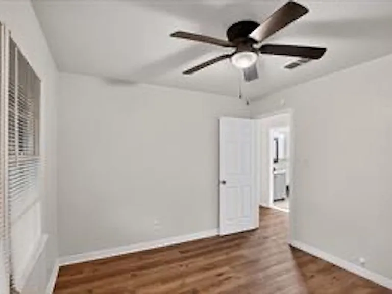 4709 Mayfair St — Photo 17