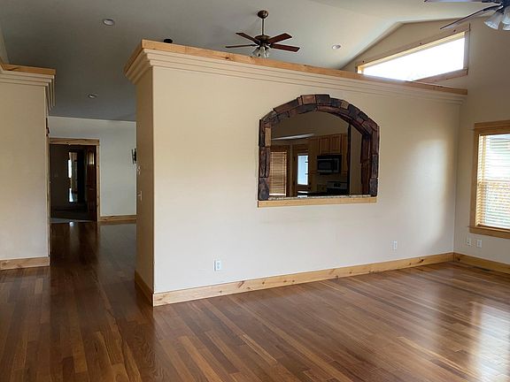 5th image of 1866 Santa Ana Ct