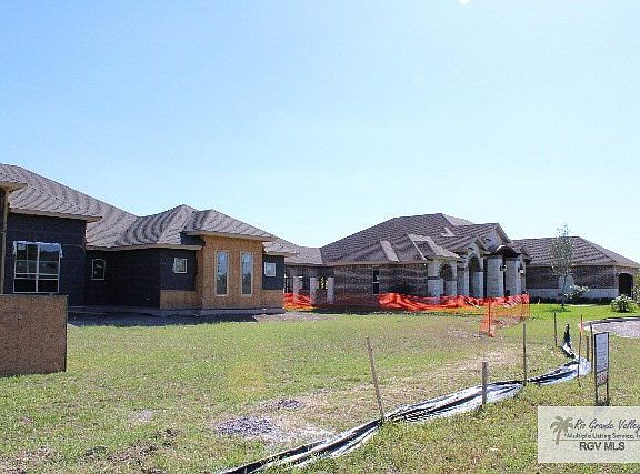 2nd image of 5405 Catlin Ct