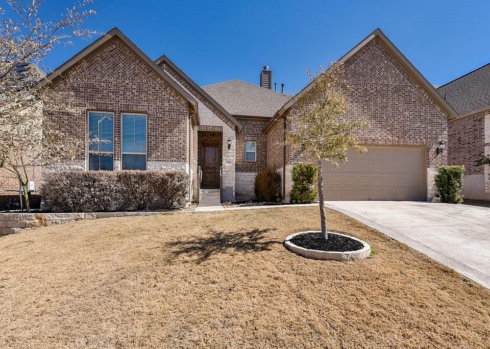 1st image of 904 Anahuac Dr