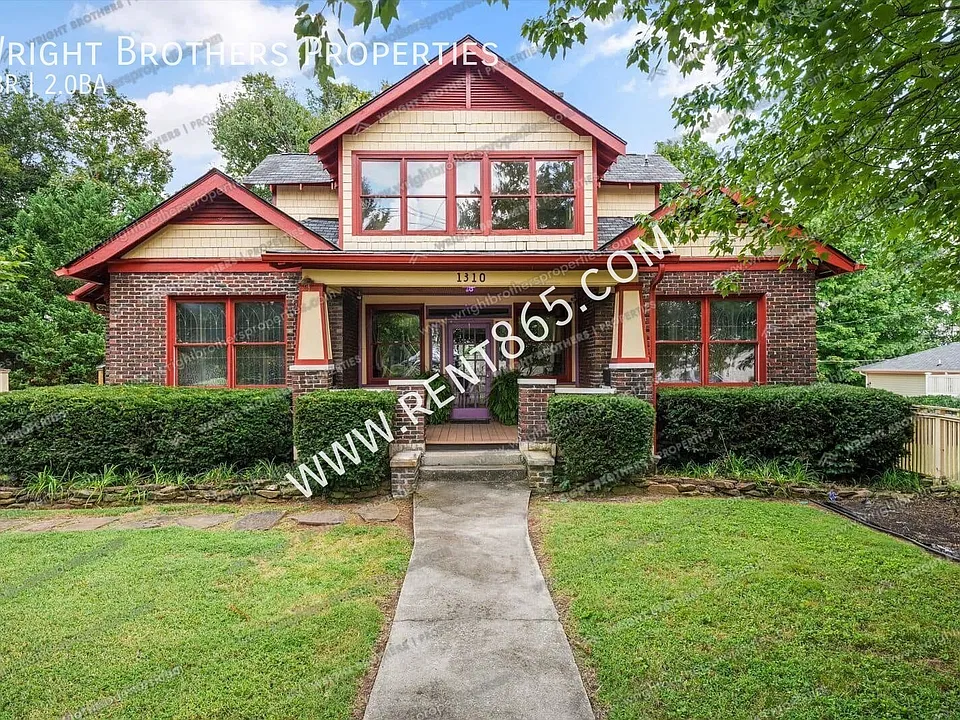 1310 Luttrell St
