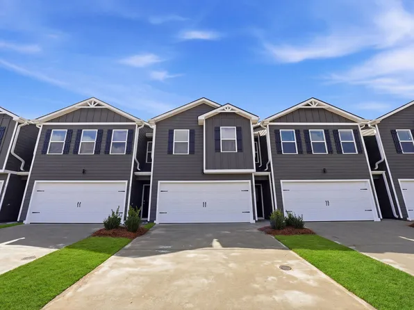 206 Norchester Ave, Hogansville, GA 30230