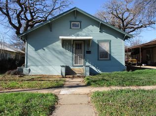 302 N Oak St, Eastland, TX 76448