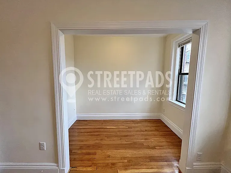 33 Park Dr #12 — Photo 15