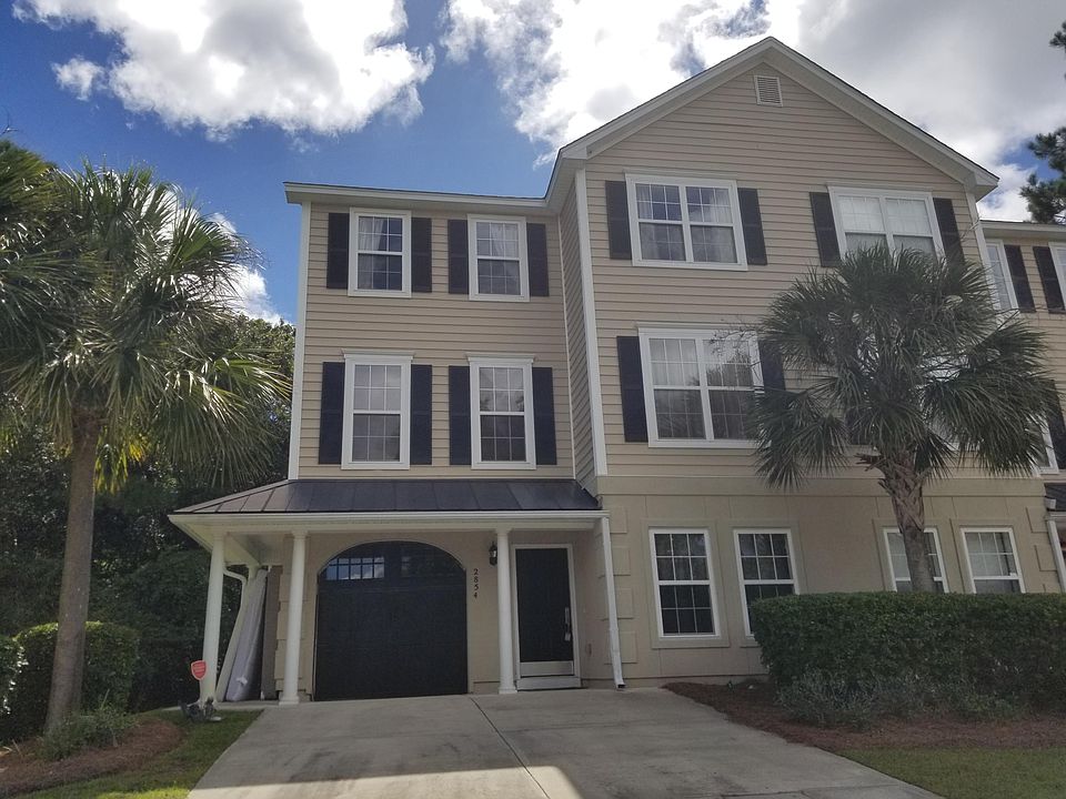 1st image of 2854 Woodland Park Dr