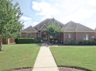 4704 W Mossy Oak Trl, Rogers, AR 72758