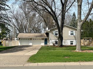 1719 Birch Lake Ave, White Bear Lake, MN 55110