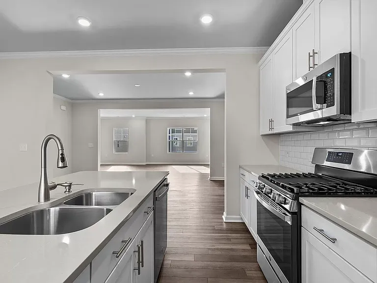 kitchen - included refrigerator