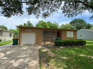 1509 W Houston Dr, La Marque, TX 77568