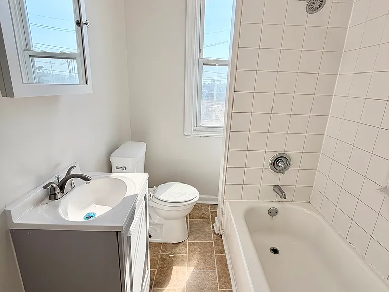 813 Fisher Ave — Photo 7